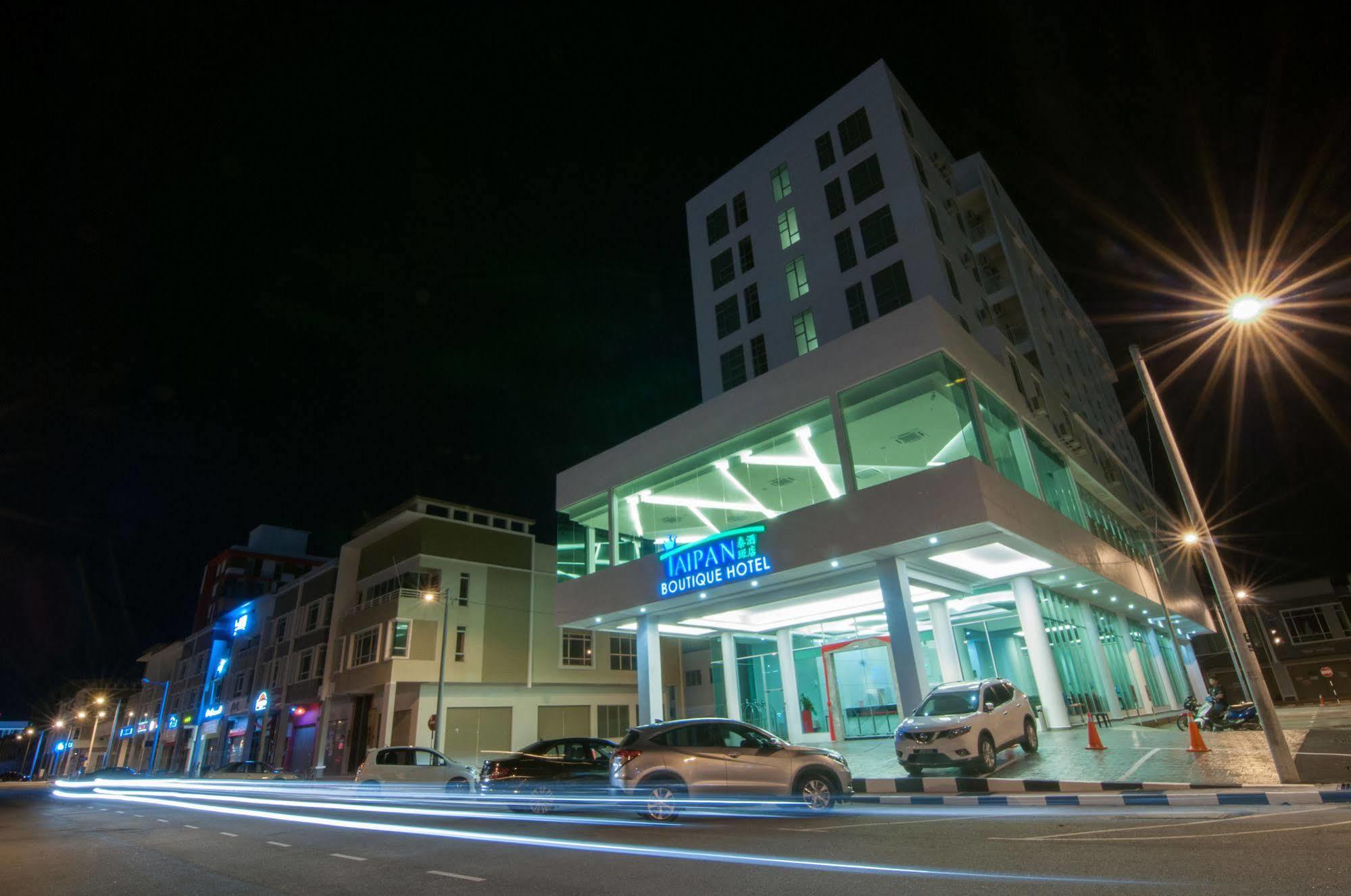 E-Red Hotel Melaka Eksteriør billede