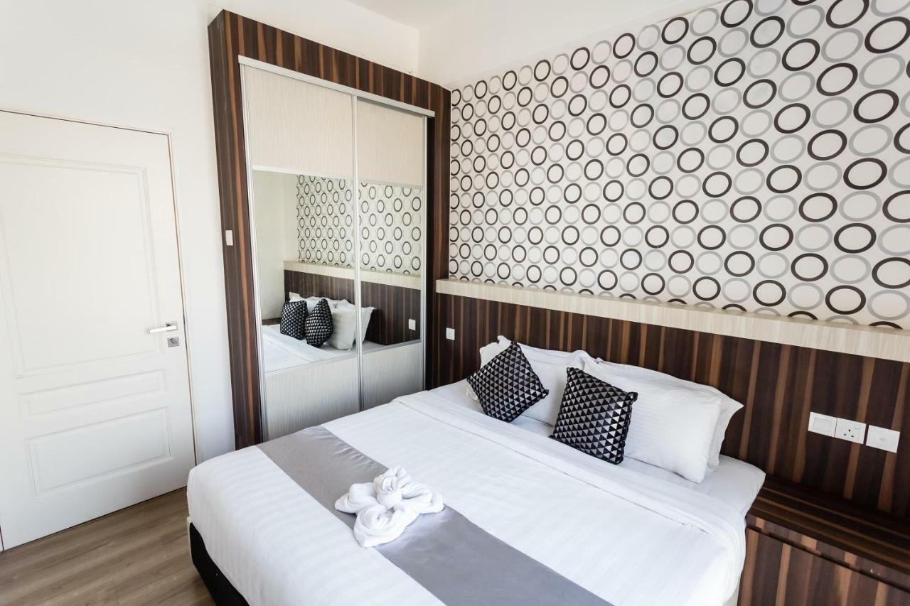 E-Red Hotel Melaka Eksteriør billede