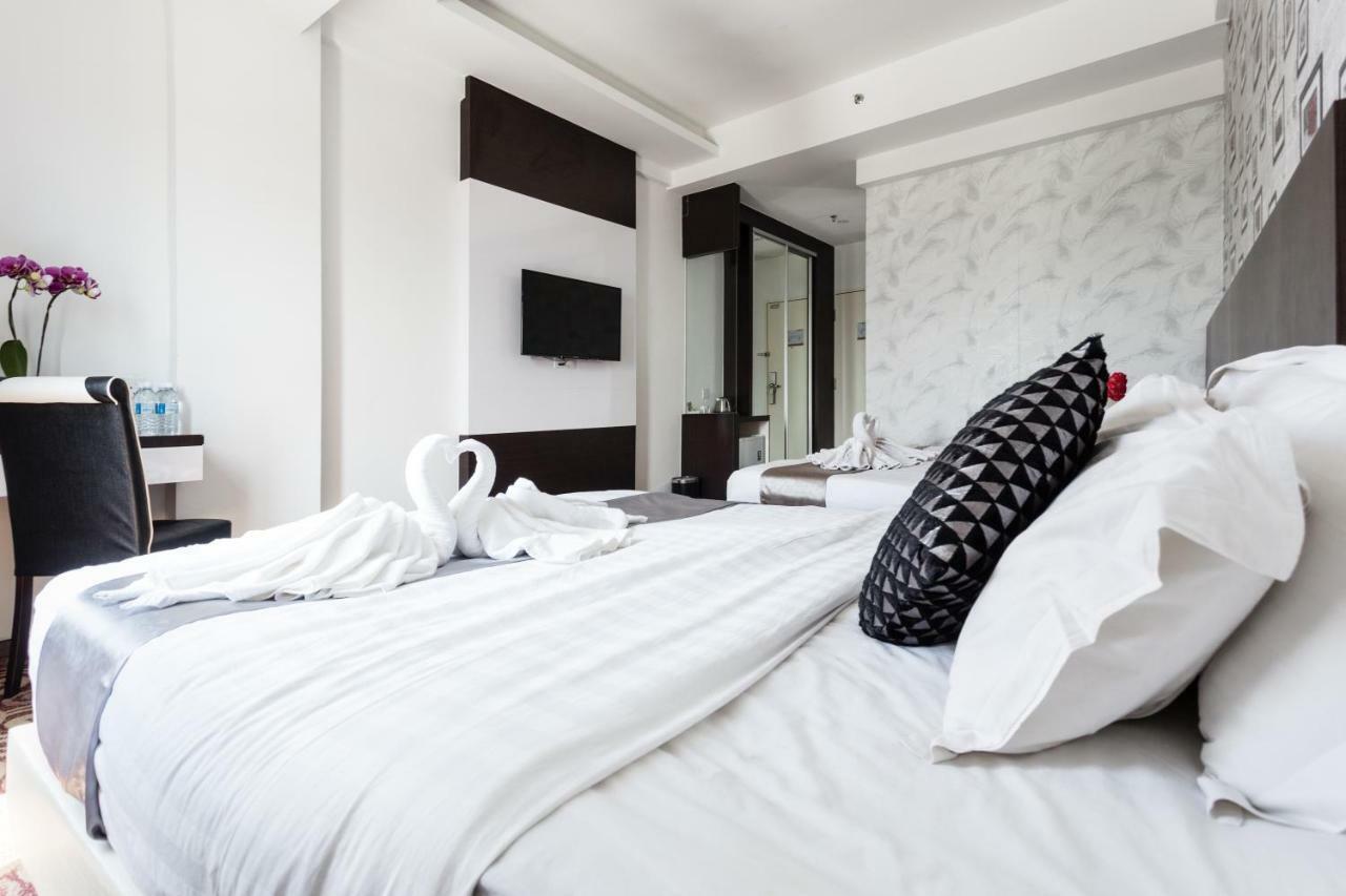 E-Red Hotel Melaka Eksteriør billede